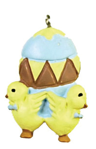 OakridgeStores.com | Aztec - Egg with Chick Figurine - 1:12 Scale Dollhouse Miniature - G3411 715773341105