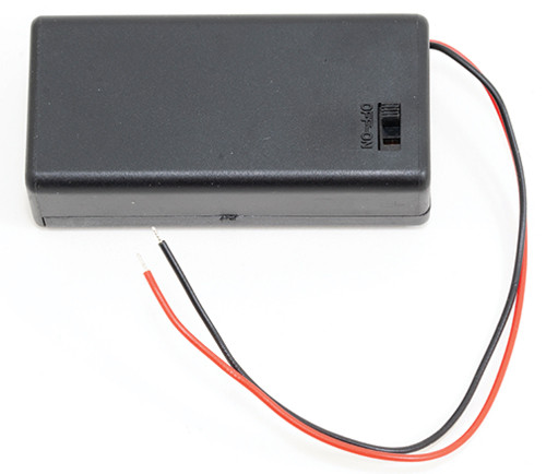 OakridgeStores.com | Creative Reproductions 2 Scale - 9 Volt Battery Box with Cover - Lighting Accessory - 1:12 Scale Dollhouse Miniature - 910