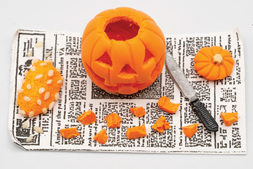 OakridgeStores.com | LA Artisan Miniatures - LA - Jack O Lantern on Paper - Halloween - 1" Scale Dollhouse Miniature - 100