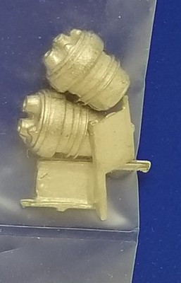 RESALE SHOP - Curbside Dioramics 350 V8 Air Cond. Comp (2) RDA2434 1/24 - STORE-RDA2434-NS5266