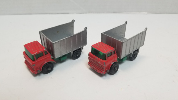 RESALE SHOP - Matchbox Lesney Series No26 G.M.C. Tipper Truck Lot Of 2 Fixer Upper Fair Cond. - TERO-013-U5160