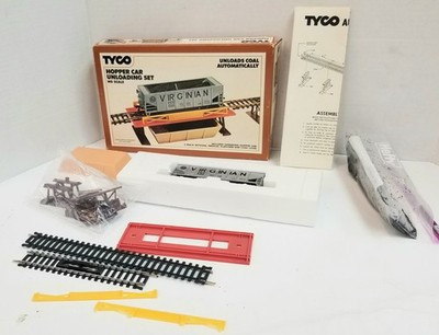 RESALE SHOP - Tyco HO Scale Virginian Hopper Car Unloading Set #862 Unassembled Kit - WIDU-TO862-NOB5853