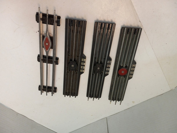 RESALE SHOP - Lot Of 4 Lionel Uncouplers- Various Eras- Untested - WINO-UN1-U6066