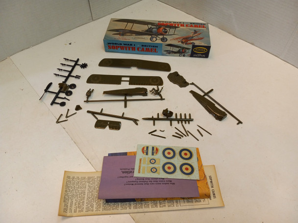 RESALE SHOP - Aurora Sopwith Camel No.102-100 1/4 Inch Scale Great Condition, Open Box - BOBR-102-100-NOB6202