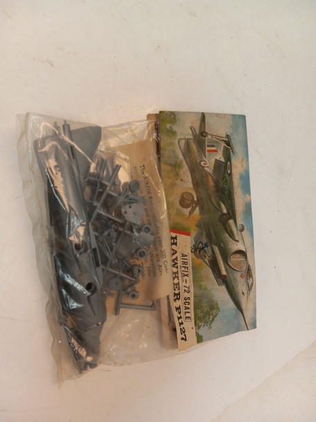 RESALE SHOP - Airfix Vintage Classics Hawker P.1127 1:72 Scale Plastic Model Plane Kit - BOBR-113-NS6939