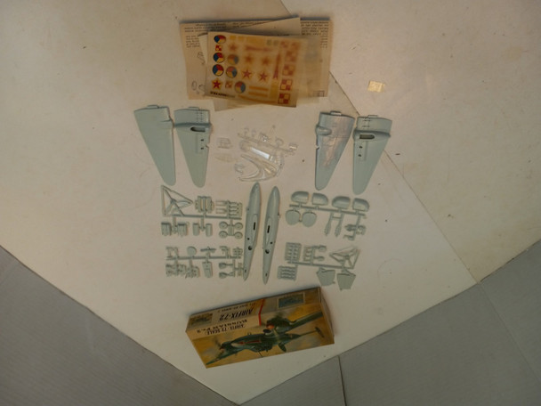 RESALE SHOP - AIRFIX RUSSIAN Pe.2 Fighter 1/72 MODEL NO. 258 See DESCRIPTION - BOBR-258-U6217