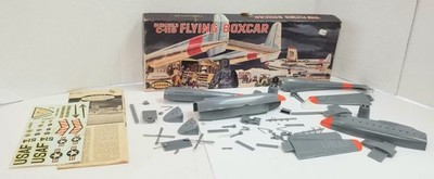 RESALE SHOP - Aurora Fairchild C-119 Flying Boxcar 5/32" 393-2.49 (READ) - BOBR-393-2.49-U7039