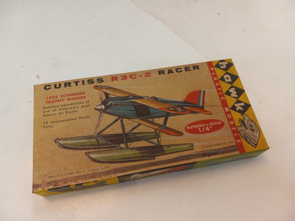 RESALE SHOP - Vintage Hawk 1/4" Scale Curtiss R3C-2 Racer Plastic Model Airplane Kit 620-50 - BOBR-620-50-NOB6801