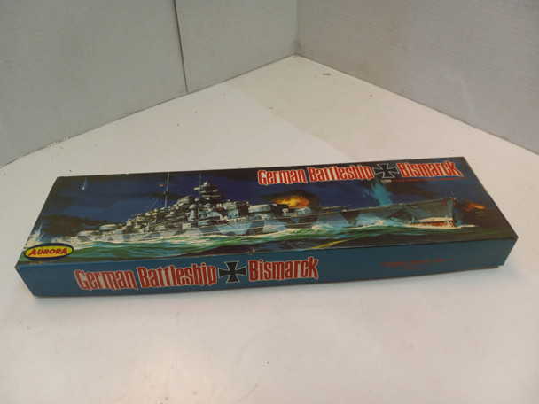 RESALE SHOP - Aurora German Battleship Bismarck kit #715-200 1960s Model Kit NEW Open Box MINT - BOBR-715-200-NOB6842