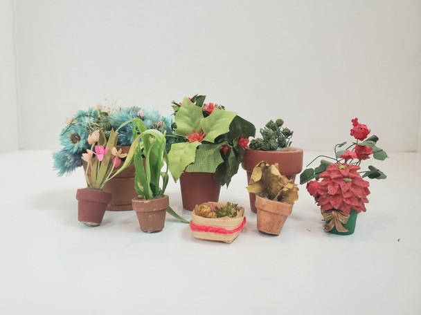 RESALE SHOP - VTG Large Lot of Mini Flowers - tubs and planters of various size- approx 1:12 - BOST-MINIFLOWERS-NS6231