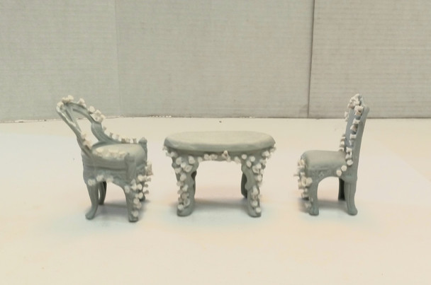 RESALE SHOP - VTG 1:12 Dollhouse Fairy Garden Patio Set- decorated with white mushrooms- OOAK - DASI-PATIOSET-NS7172