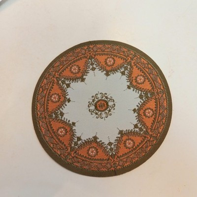 RESALE SHOP - Sam's World Gouldenlabel Small Round 4" x 4" Pink Snowflake Bordered Rug - SAM-SC006-NS7351
