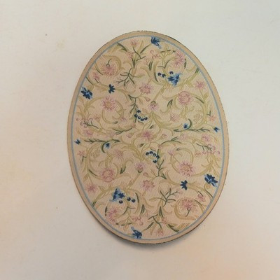 RESALE SHOP - Sam's World Gouldenlabel Small Oval 4.5" x 5" White Floral Allover Rug - SAM-SO005-NS7367