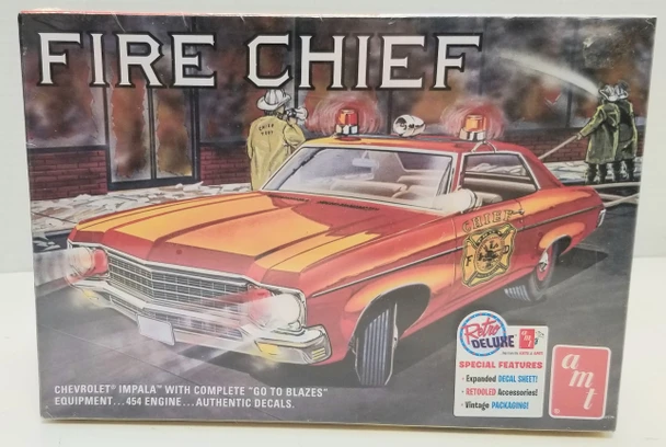 OakridgeStores.com | RESALE SHOP - AMT Fire Chief Chevrolet Impala W/ got to blazes Equipment 454 1/25 #1162/12 - BREV-116212-NS8031 CNSG849398038024