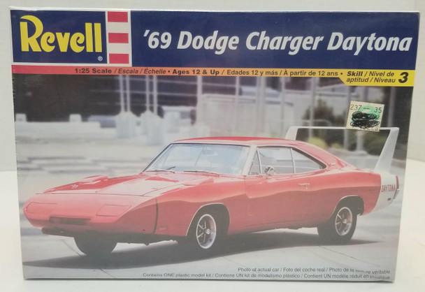 OakridgeStores.com | RESALE SHOP - Revell '69 Dodge Charger Daytona #85-2824 1/25 - BREV-85-2824-NS8072 CNSG031445028243