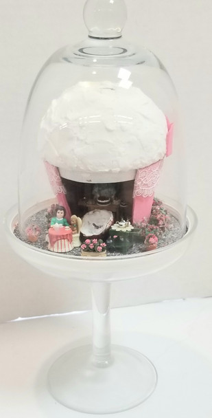 OakridgeStores.com | RESALE SHOP - VTG OOAK "Cupcake Cafe" in a glass cake dish style display Untested 1:48 - BABE-CUPCAKECAFE-U7558