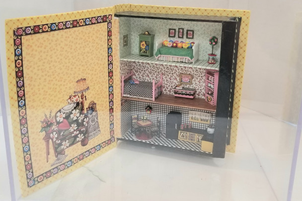 OakridgeStores.com | RESALE SHOP - VTG OOAK "Too much of a good thing is Wonderful" Book Room box Diorama 1:48 - BABE-TOOMUCHOFA-LN7566