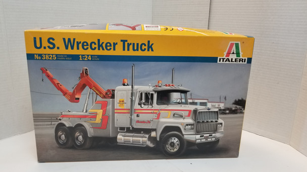OakridgeStores.com | RESALE SHOP - ITALERI 3825 US WRECKER TRUCK MODEL KIT-NIB-1:24 SCALE - BREV-3825-NS8274