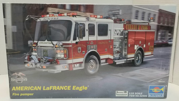 OakridgeStores.com | RESALE SHOP - Trumpeter 1/25 American Lafrance Eagle Fire Pumper Truck #02506 - PAER-02506-NS8247 CNSG6922803625065