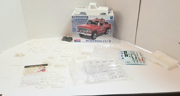 OakridgeStores.com | RESALE SHOP - Monogram "Trucks" '80 Ford Bronco 2'n1 1/24 #85-7214 - BREV-85-7214-NOB8453