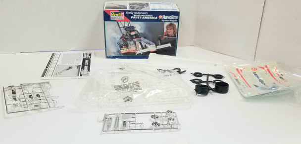 OakridgeStores.com | RESALE SHOP - Revell Monogram Shelly Anderson Western Auto Part America Havoline 1/25 #85-7651 - BREV-85-7651-NOB8614