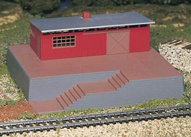 BACHMANN - HO Storage Building with Steam Whistle - Train Accessories (HO Scale) (46209) 022899462097