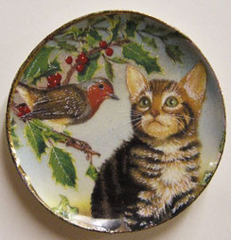 BY BARB - 1" Scale Dollhouse Miniature - Cat with Bird Platter (CDD545)