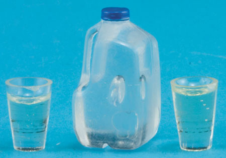 HUDSON RIVER - 1" Scale Water Gallon with 2 Filled Glasses Dollhouse Miniature (53914)