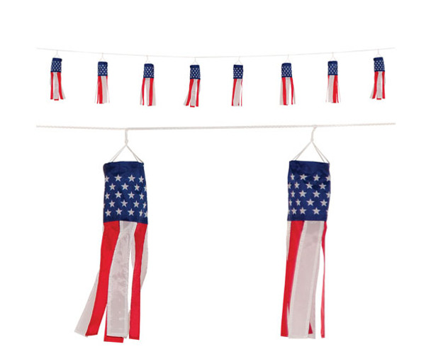 IN THE BREEZE - Stars and Stripes String of Baby US Flag Windsocks ITB5013 762379050139