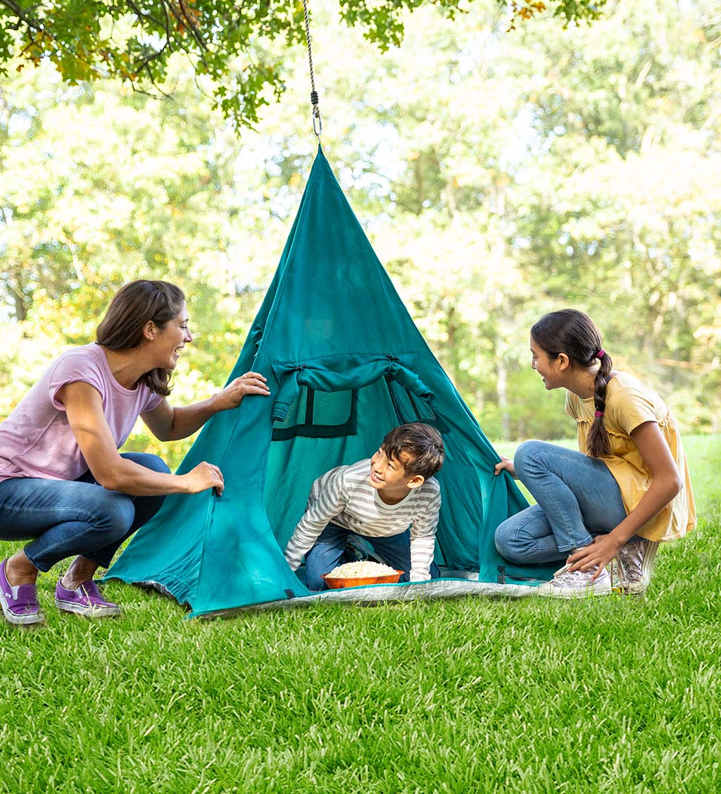 HEARTHSONG - 4-Foot Pole-Free Weather-Resistant Tent with Pendant Light  (733579)