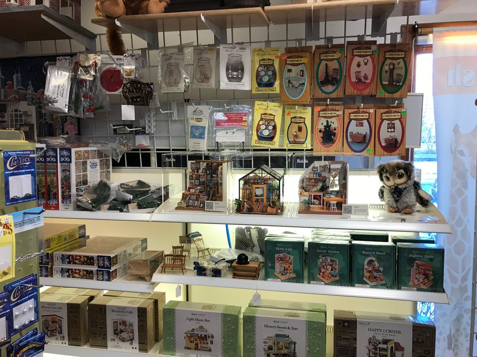 Oakridge's Resale Shop in Lemont, IL (Vintage & Retro Hobbies, Toys &  Collectibles)