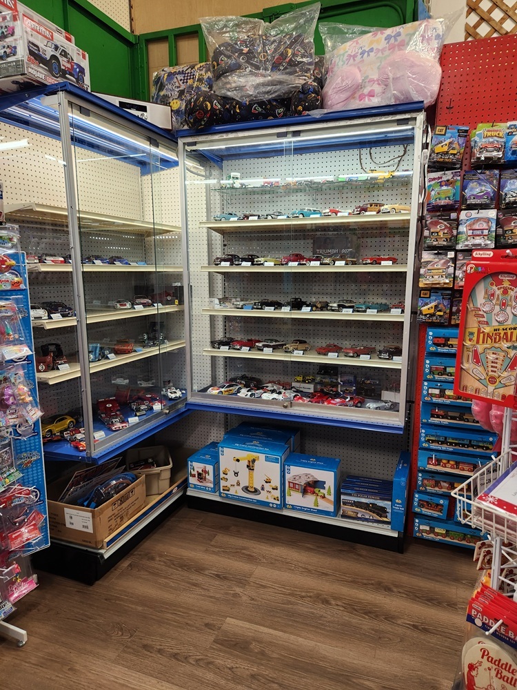 Oakridge Toy Store Holiday Store 1000s of diecast models in all scales (reduced) 20251126_095645