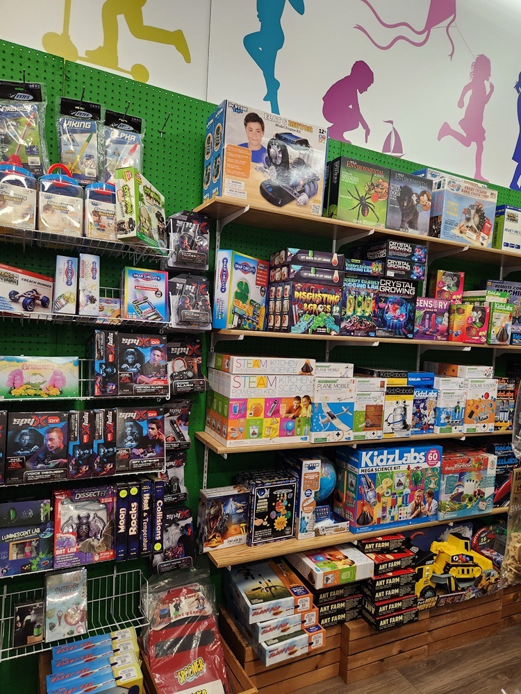 Oakridge Toy Store Holiday Store science, stem, montessori toys (reduced) 20251126_095848