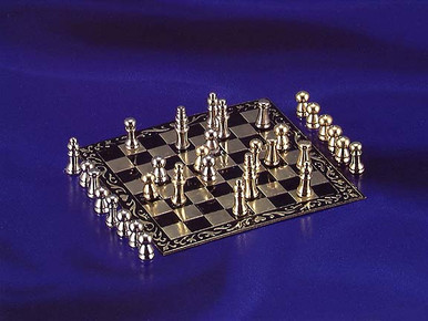 1 Inch Miniatures INTERNATIONAL MINIATURES - 1 Inch Scale Dollhouse Miniature - Chess Set ...