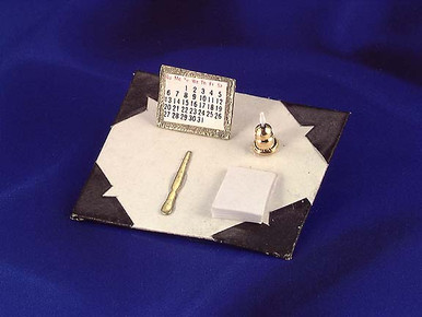 1 Inch Miniatures INTERNATIONAL MINIATURES - 1 Inch Scale Dollhouse Miniature - Desk Set ...