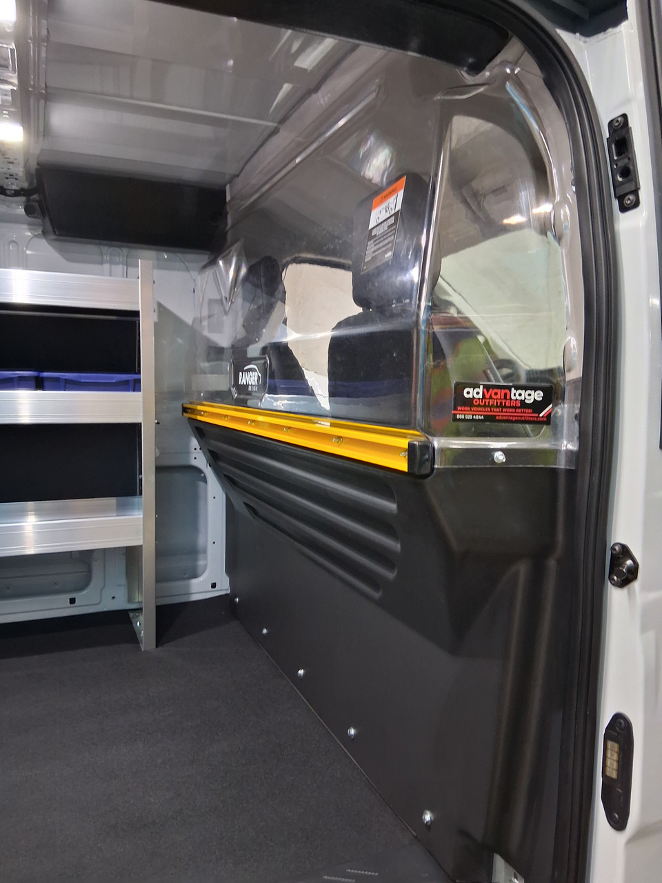 Transit Contoured MaxView Partition with Window