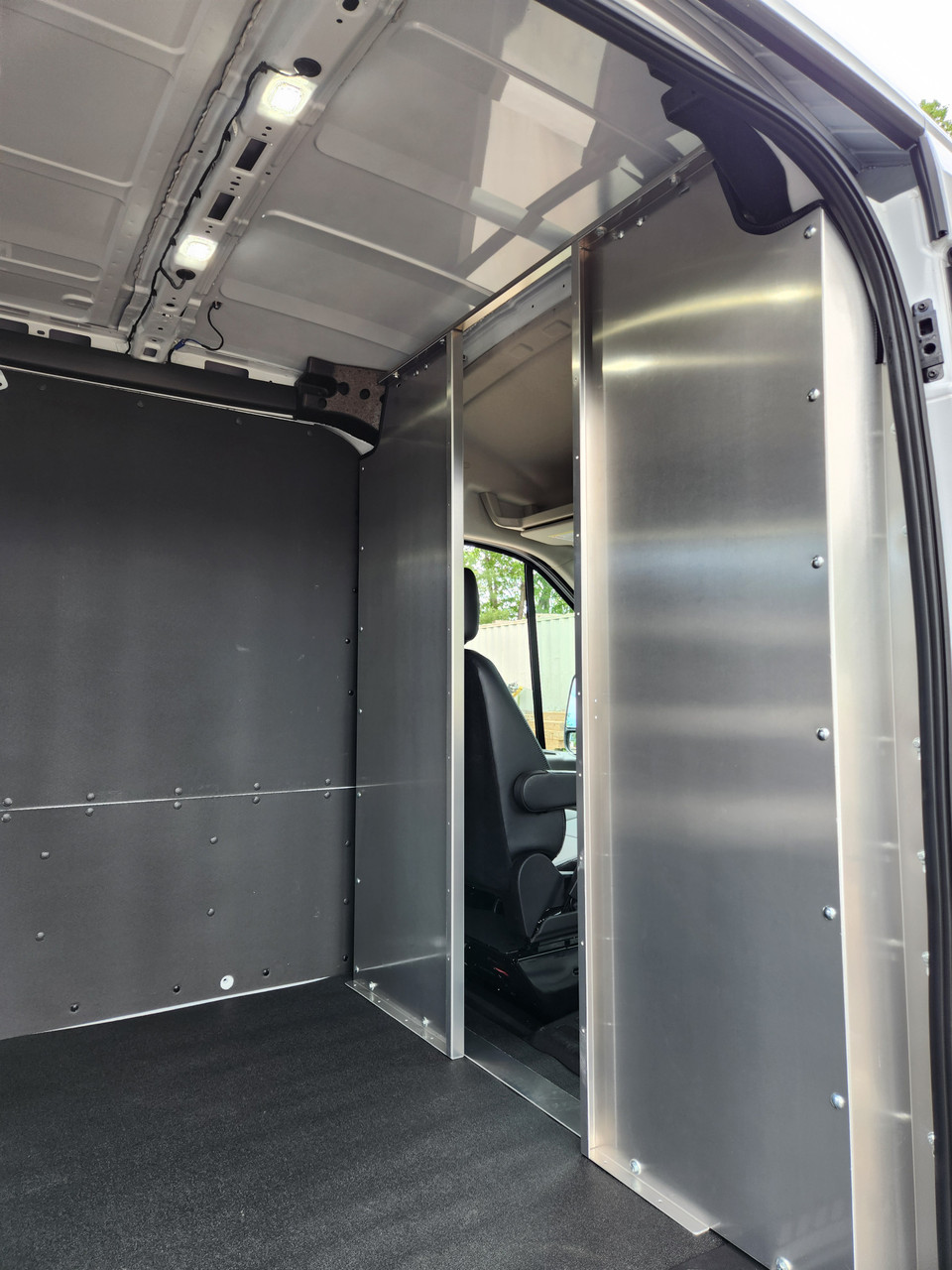 Walk-Through Aluminum Partition for Transit Van