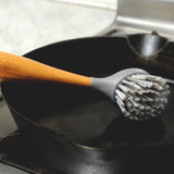 Tenacious C Cast Iron Brush