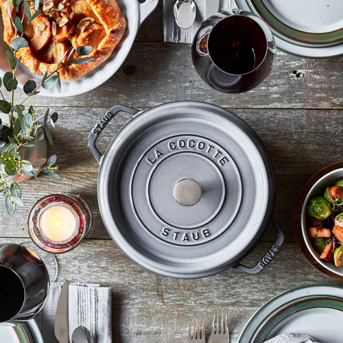 Staub 24cm Round Cocotte ÃƒÆ'Ã†â€™Ãƒâ€šÃ‚Â¢ÃƒÆ'Ã‚Â¢ÃƒÂ¢Ã¢â€šÂ¬Ã…Â