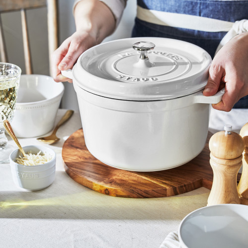 Round Deep Cocotte 24cm, White Truffle