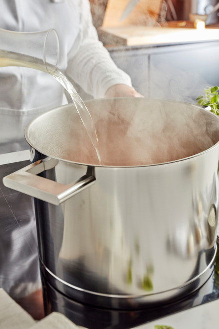 COMING SOON - John Pawson 7 Stockpot w/Lid 24cm