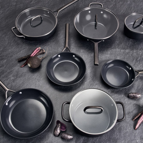 Milano Saute Pan with Lid 28cm Black