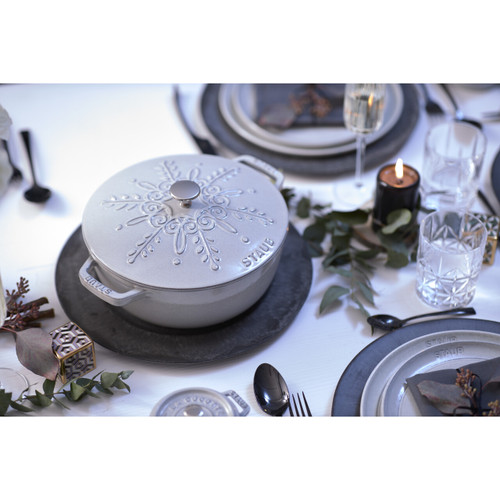 French Oven Round Snowflake 24cm, White Truffle - Zwilling Australia