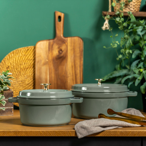 Staub Round Cocotte 20cm Eucalyptus - Premium Cast Iron Dutch Oven