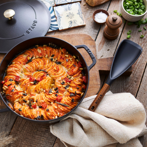 Staub Culinary Essentials
