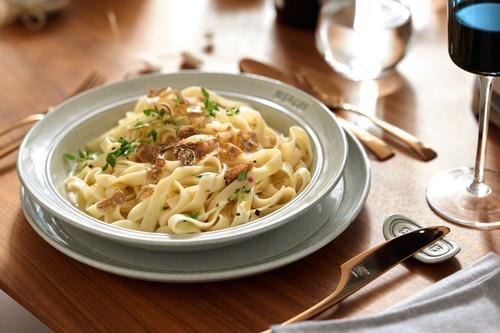 Staub Ceramic Soup Plate 24cm White Truffle - 1pc Staub Ceramic Soup Plate 24cm White Truffle - 1pc