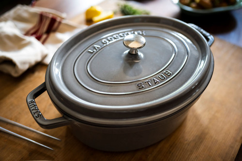 Staub Oval Cocotte Graphite 29cm Staub Oval Cocotte Graphite 29cm