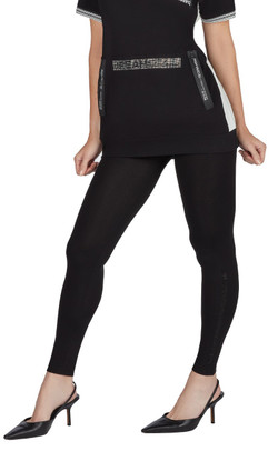 Front of the Fancy Leggings from Tricotto in the color black