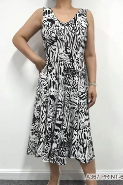 Front of the Abstract Print Pleated Tank Dress from Fashion Cage in the colors black and white