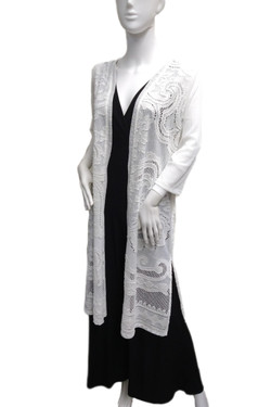 Front of the White Lace Mesh Duster from Cativa in the color pearl